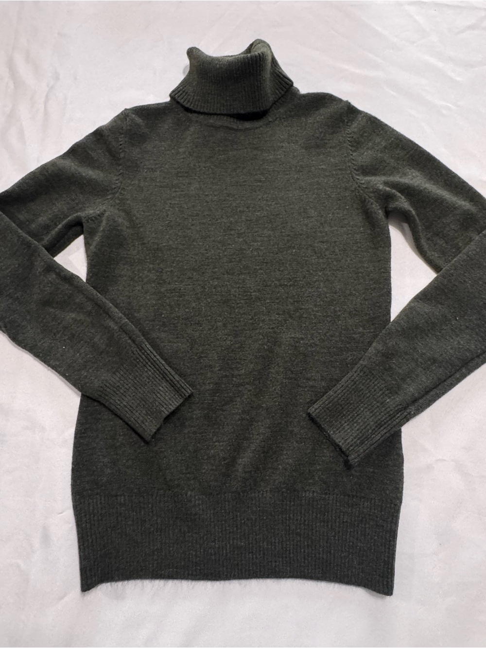 Dark Green Turtleneck Sweater Classic Knit Minimalist